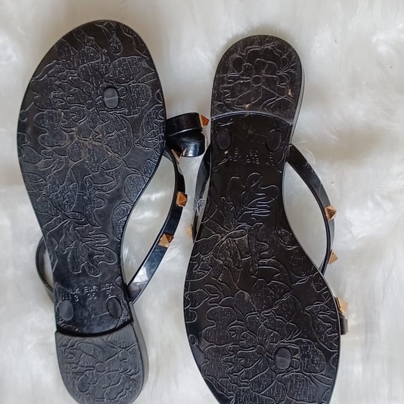 FASHIONNOVA SANDALS - Picture 4 of 6